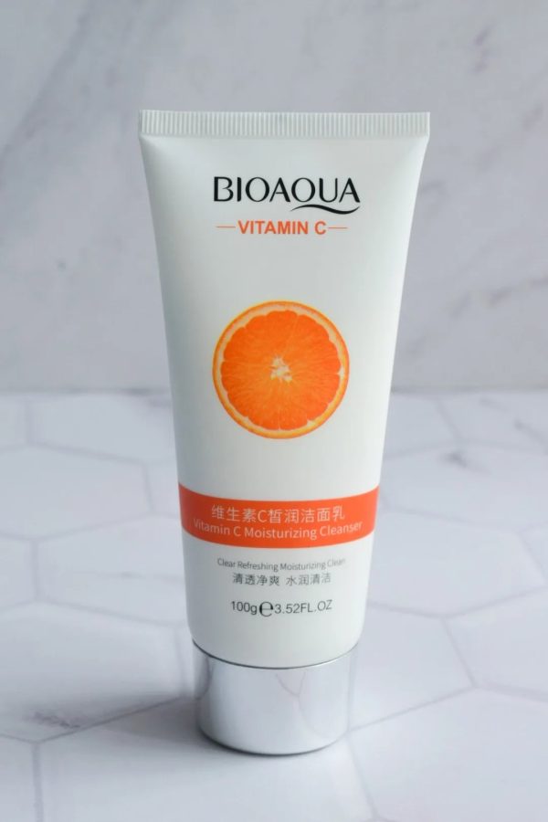 Bioaqua Vitamin C Moisturizing Cleanser – Deep Cleansing & Rejuvenation (100g)